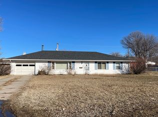 506 B Ave, Axtell, NE 68924