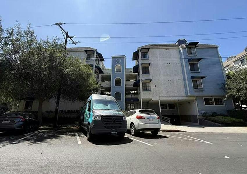 1st image of 720 W 4th St Unit 110