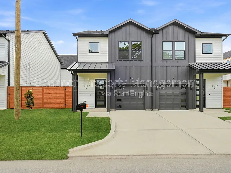 2107 Esther Dr #A — Photo 1