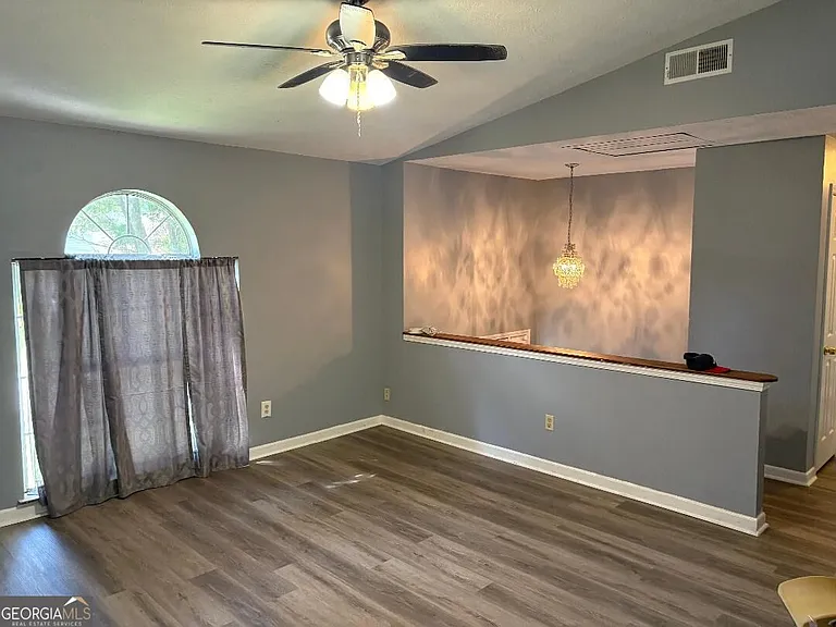 6565 Emerald Pointe Cir — Photo 6