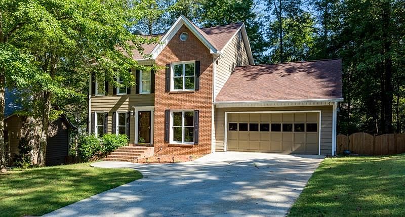 1st image of 3316 Hillside Dr
