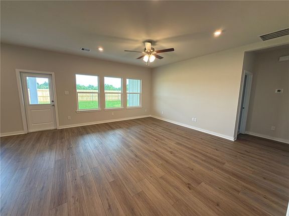 5th image of 5514 Harriet St