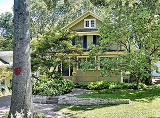 126 E Jackson Rd, Saint Louis, MO 63119