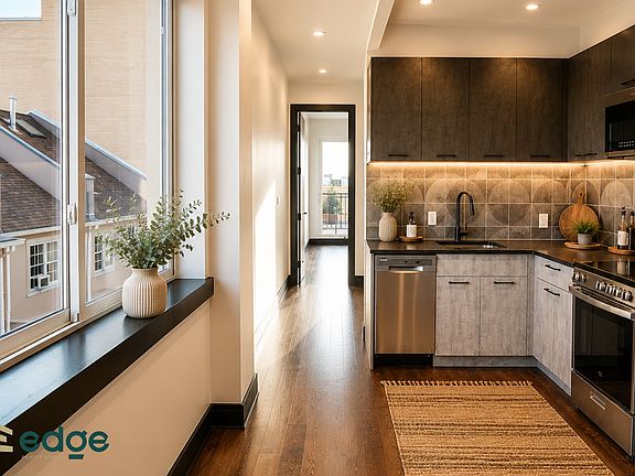 3rd image of 340 Irving Ave #3H