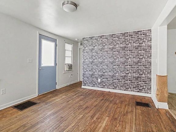 4th image of 7870 Forest St