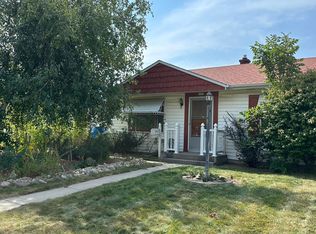 3609 S Taylor Ave, Milwaukee, WI 53207