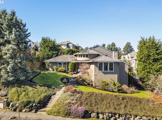 21315 Parkview Ter, West Linn, OR 97068