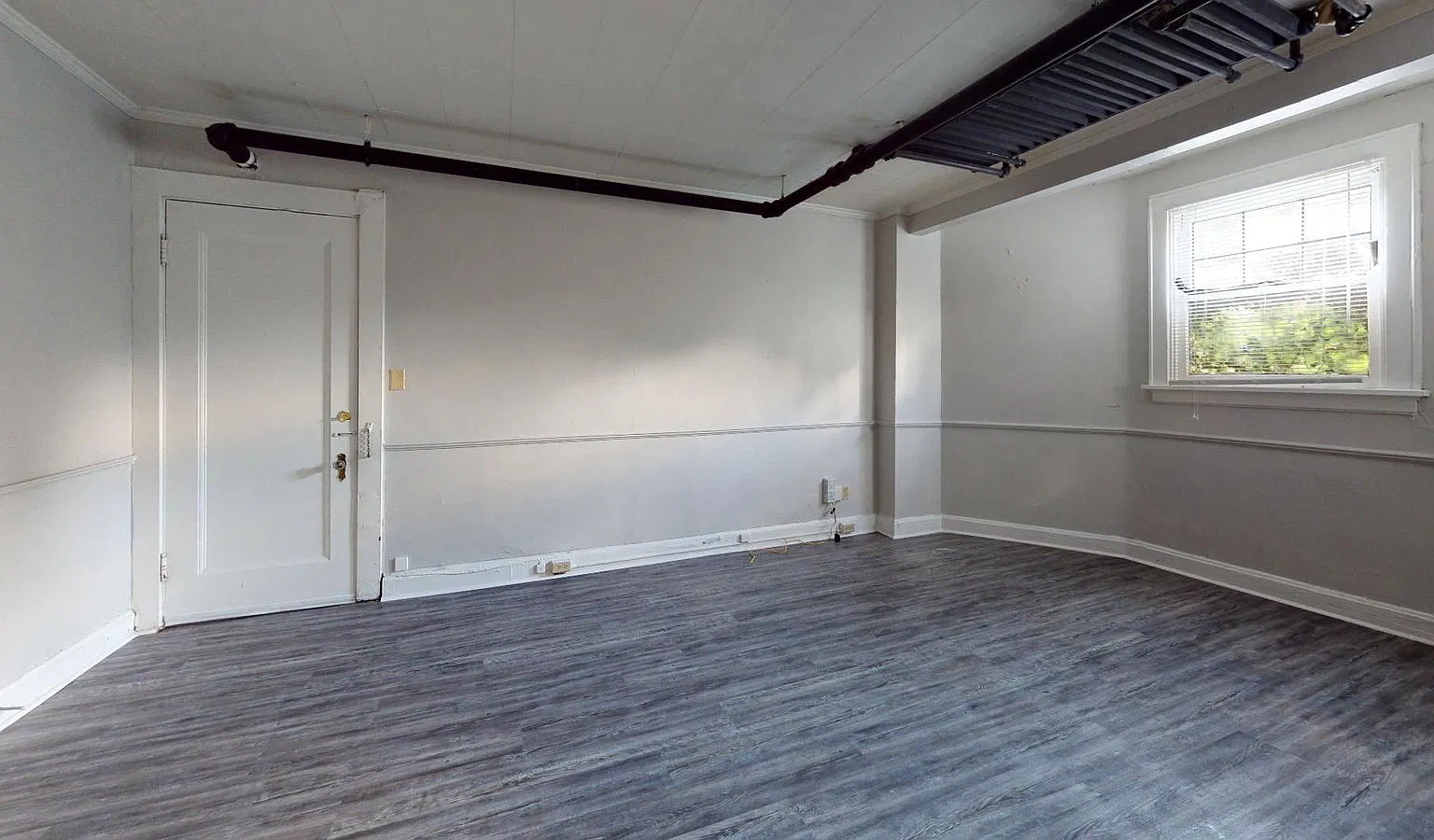 Studio, 1.0 bath, 400 sqft, $899 — Photo 4