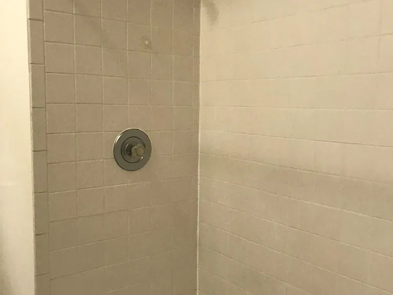 2216 N California Ave #2 — Photo 3