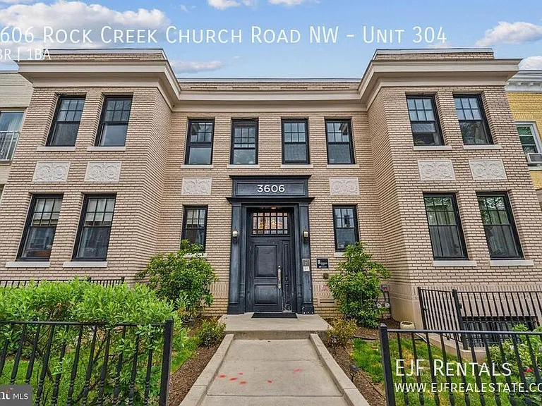 3606 Rock Creek Church Rd #304 — Photo 1