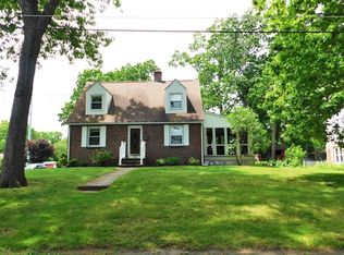 105 Greenleaf Ave, West Springfield, MA 01089