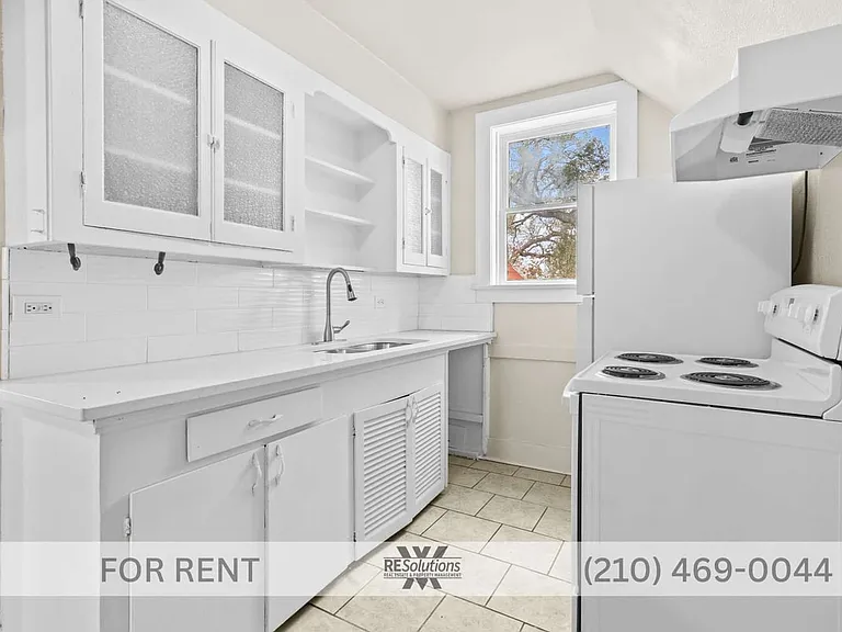 1618 W Kings Hwy #1620-1 — Photo 3