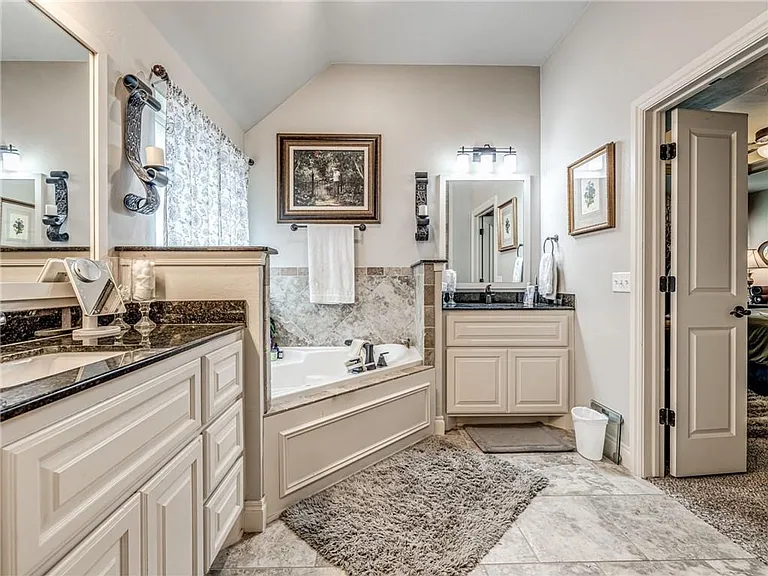 5009 Crater Lake Dr — Photo 19