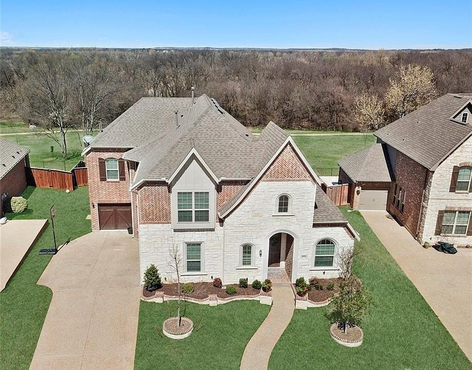 WELCOME TO 2777 CHATSWOOD IN THE SOUGHT AFTER HIGHLANDS OF TROPHY CLUB NEIGHBORHOOD!