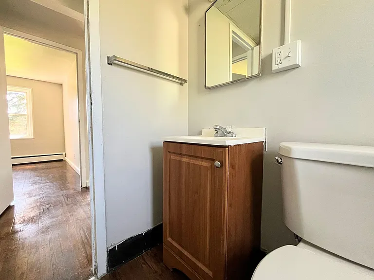 56 Linda Dr — Photo 14