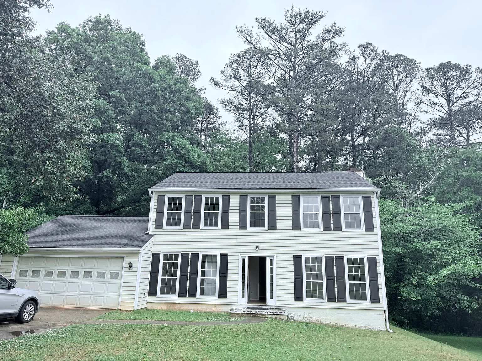 5 bed, 1632 sqft, $2,450 — Photo 1