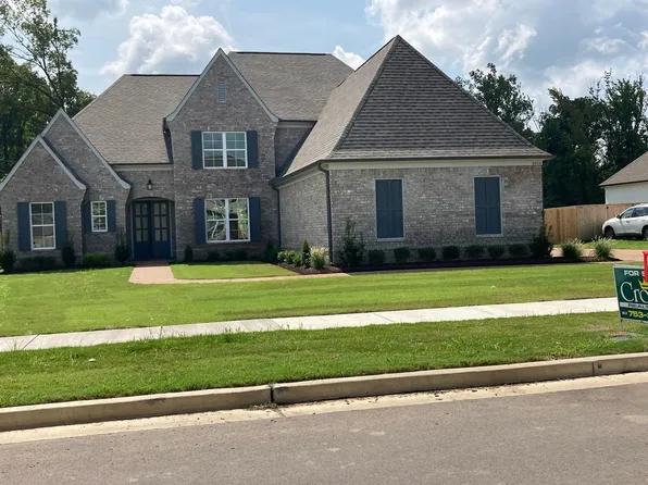 4904 Maple Walk Dr, Arlington, TN 38002