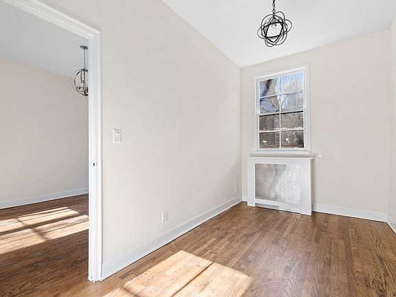 5th image of 119 E 64th St #5A