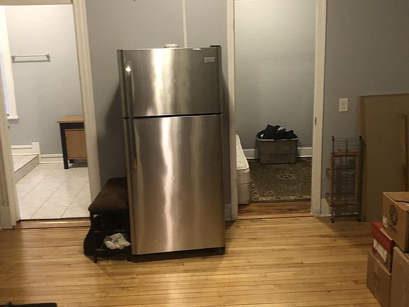 2nd image of 1714 W 46th St #10731318