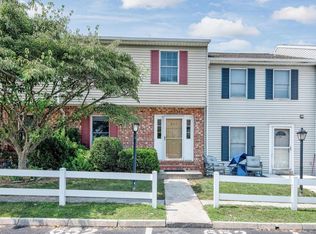 652 Allenview Dr, Mechanicsburg, PA 17055