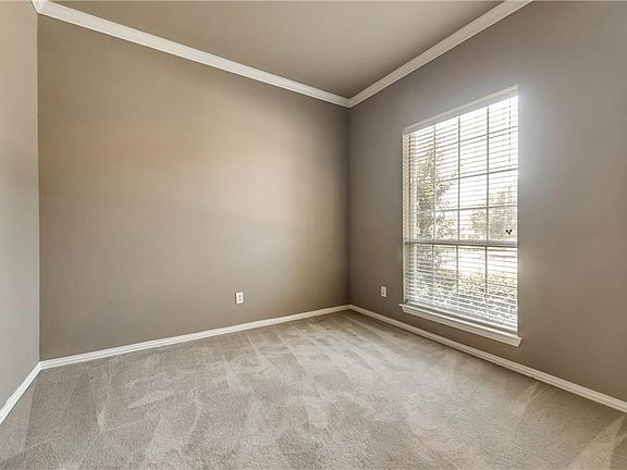 3rd image of 6939 Chapelridge Dr