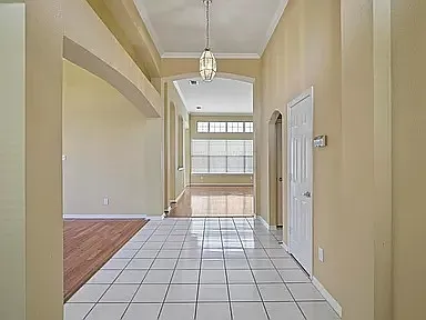 3420 Devonshire Ct — Photo 3