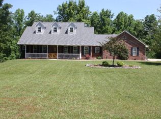 259 Kenny Ln, Martinsville, VA 24112