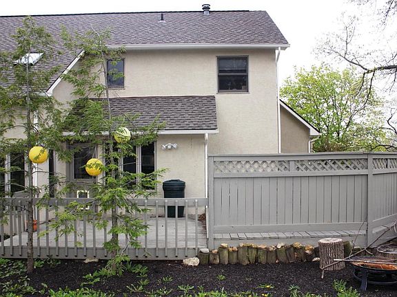 2nd image of 715 Stag Pl