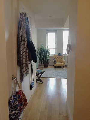 Rented by D A M PROPERTIES INC | media 32