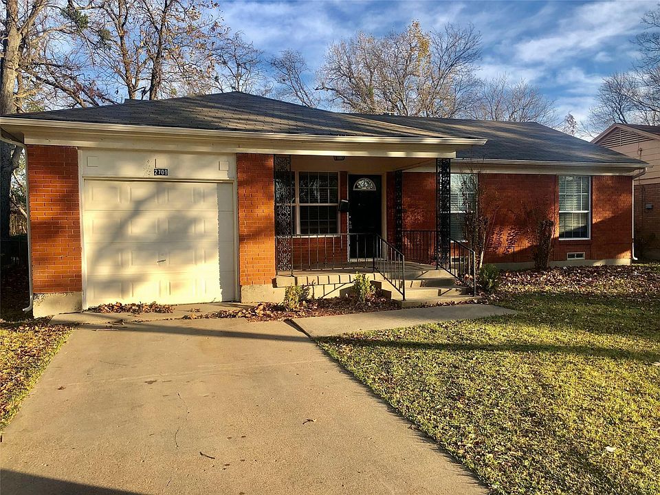 1st image of 2709 Highwood Dr
