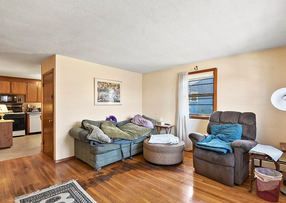 10 Proctor St, Worcester, MA 01606 Zillow