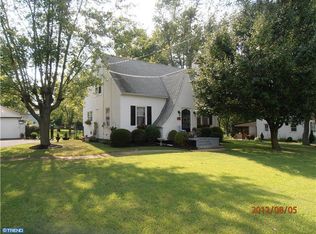 824 E Walnut St, Perkasie, PA 18944