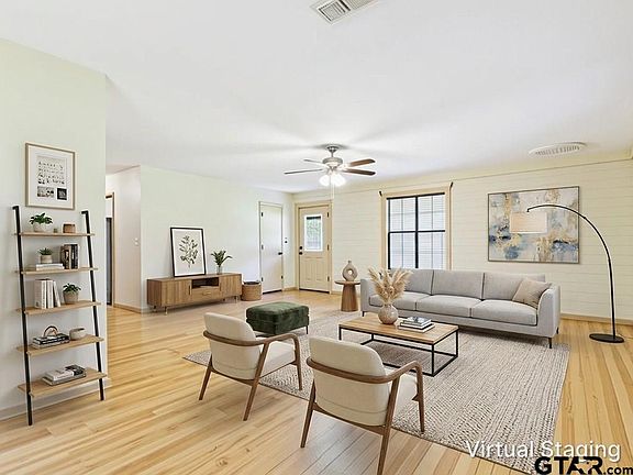 5th image of 3221 Bandera St