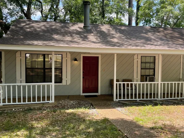 2051 Canewood Ct, Tallahassee, FL 32303