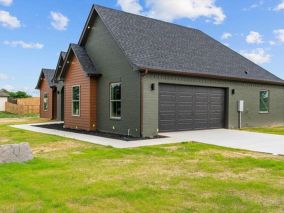 2nd image of 15558 County Road 436