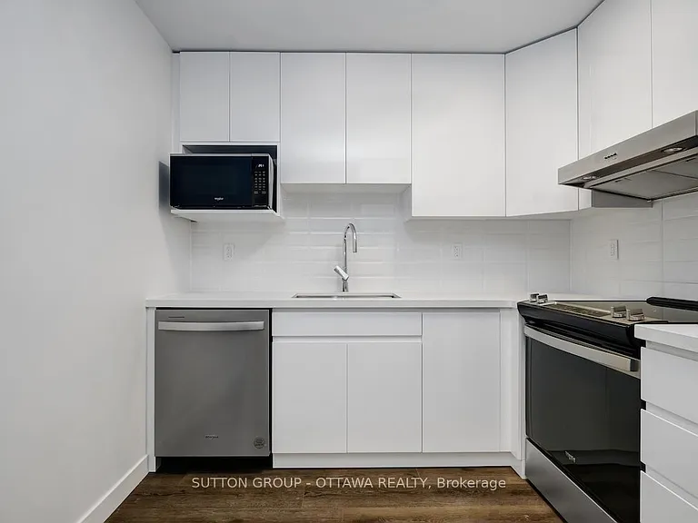 399 Winston Ave #401 — Photo 18