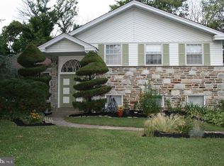 7917 Waltham Rd, Cheltenham, PA 19012