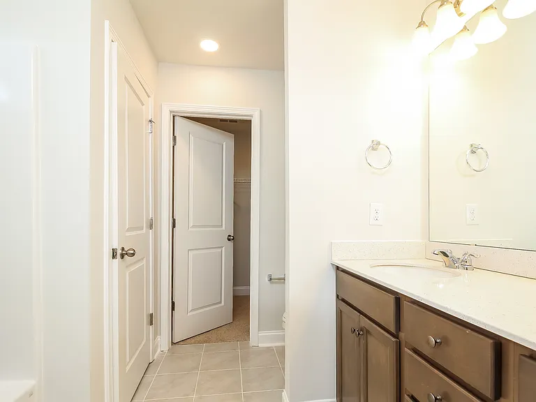135 Renwood Rd — Photo 11
