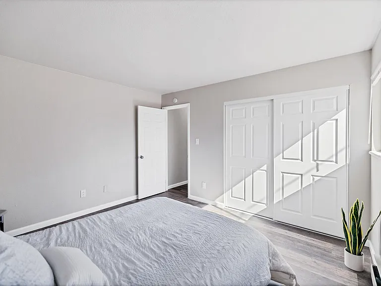 4390 Loomis Ave #A — Photo 17