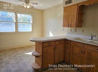 363 30th Street Dr SE #4, Cedar Rapids, IA 52403