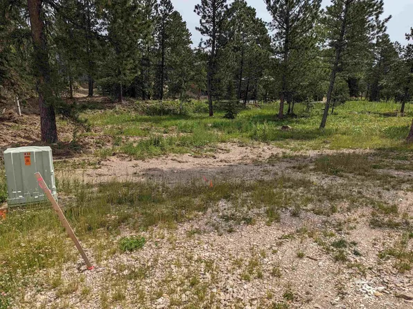 4 Lantern Ln, Lead, SD 57754