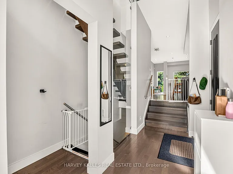 235 Cedarvale Ave — Photo 8