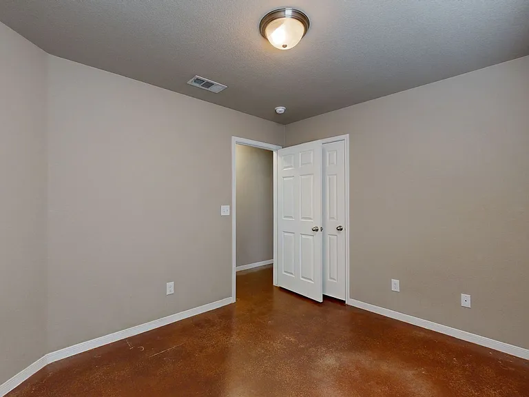 1705 Aztec Trce #B — Photo 16