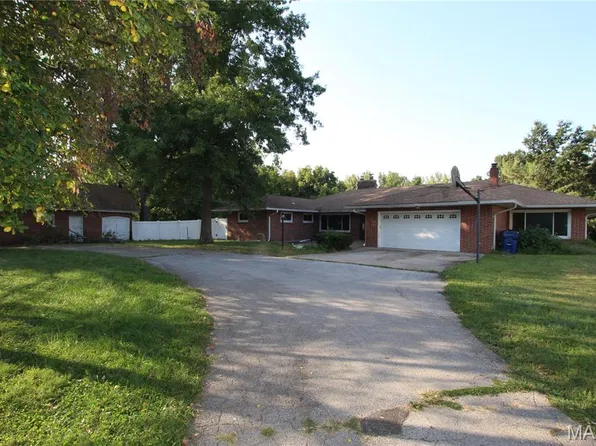 15 Riverview Ct, Washington, MO 63090