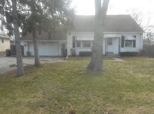 361 N Oak Ave, Wood Dale, IL 60191