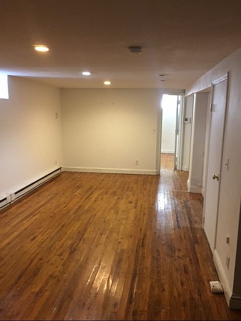 1st image of 101 14th St APT 1