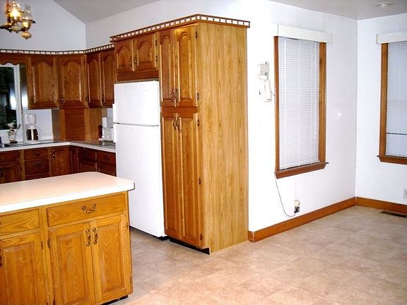 Beautiful Remodeled Kitchen