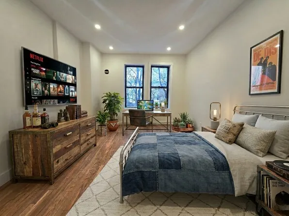 773 4th Avenue image 1 of 5