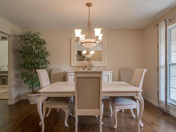 5th image of 17032 Westridge Oaks Dr