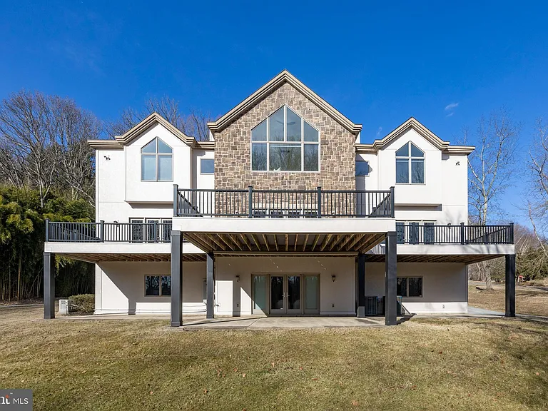 115 Bullock Rd — Photo 46